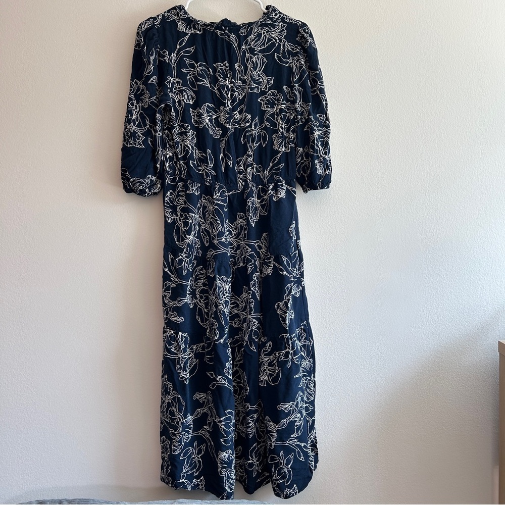 Ophelia Roe Blue and White Floral Puff Sleeve Dress - Picture 2 of 6